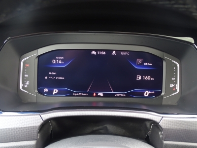 VW Touran 2.0 TDI Highline*R-LINE*DSG*PANO*LED*RFK*