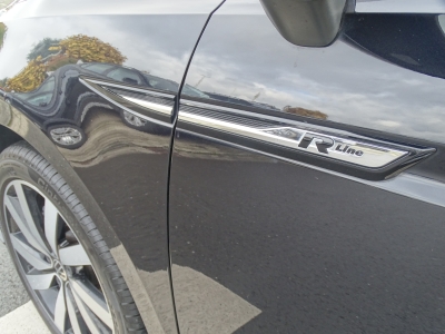 VW Touran 2.0 TDI Highline*R-LINE*DSG*PANO*LED*RFK*