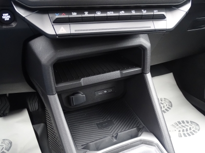 Dacia Duster Hybrid 140 Journey / NAVI / SHZ / BLUETH.