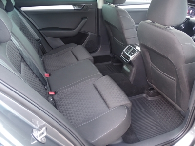 Skoda Superb 1.5 Ambition*DSG*NAVI*LED*DAB*SHZG*RFK* 