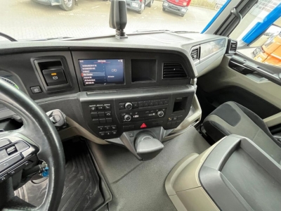 MAN TG-S 35.510 8x4 BB Bordmatik nur 121TKM