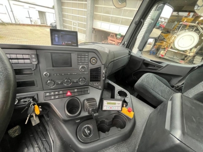 Mercedes-Benz Arocs 3240 B 8x4 Deutsch Top Stetter