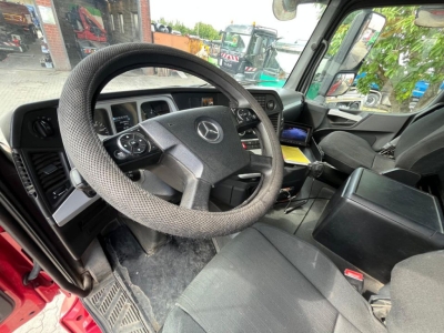Mercedes-Benz Arocs 4145 8x4 Carnehl Halfpipe