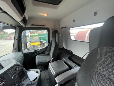 Mercedes-Benz Arocs 3240 B 8x4 