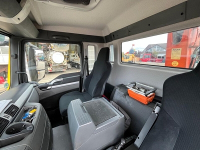 MAN TG-S 18.400 4x2 BL Atlas 120+Funk