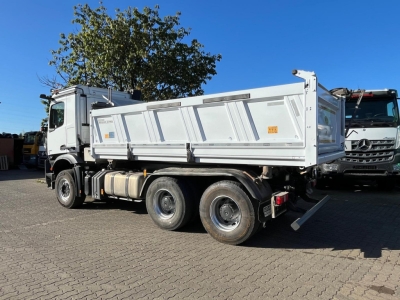 Mercedes-Benz Arocs 2645 K 6x4 gr. Meiller Bordmatik 2 Stempel
