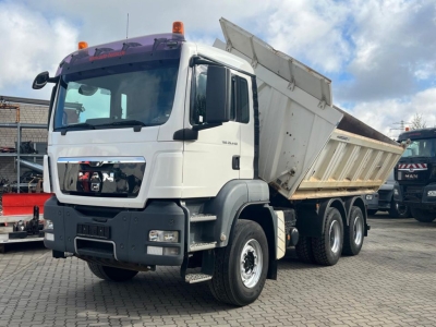 MAN TG-S 26.440 6x4 BB Schalter
