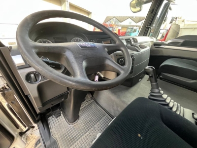 MAN TG-S 26.440 6x4 BB Schalter