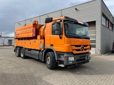 Mercedes-Benz Actros 2546 L 6x2  super Zustand ADR