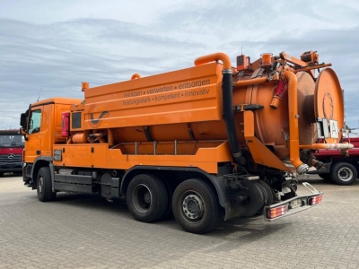 Mercedes-Benz Actros 2546 L 6x2  super Zustand ADR