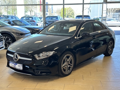 Mercedes-Benz A 180 AMG Line*Leder*Navi*R.Cam*SHZ*MBUX*Park-Paket