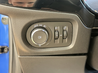 Opel Corsa Edition*Navi*SHZ*R.Cam*DAB*LED*Tempomat*