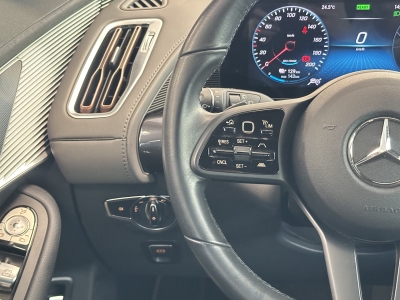Mercedes-Benz EQC 400 MBUX*Matrix*AHK*R.Cam*SHZ*Distronic+Navi