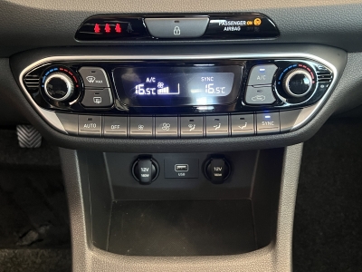 Hyundai i30 Edition 30*R.Cam*CarPlay*Fernlichtass.*LED