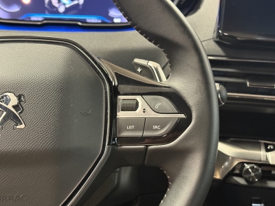 Peugeot 5008 Allure*R.Cam*SHZ*Teilleder*Navi*dig.Cockpit