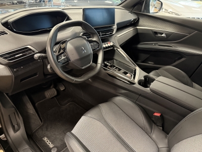 Peugeot 5008 Allure*R.Cam*SHZ*Teilleder*Navi*dig.Cockpit