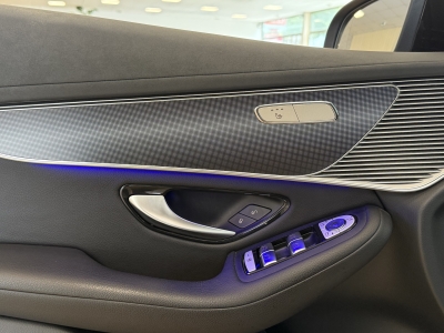 Mercedes-Benz EQC ACC*AHK*Ambiente*LED*Navi*ST.Heiz*R.Cam*MBOX