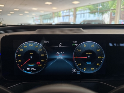 Mercedes-Benz EQC ACC*AHK*Ambiente*LED*Navi*ST.Heiz*R.Cam*MBOX