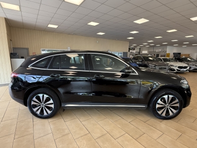 Mercedes-Benz EQC ACC*AHK*Ambiente*LED*Navi*ST.Heiz*R.Cam*MBOX