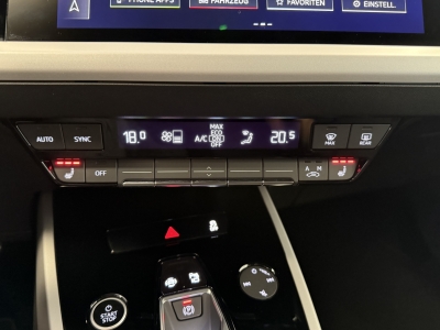 Audi Q4 e-tron R.Cam*CarPlay*Virtual Cockpit*19"LM
