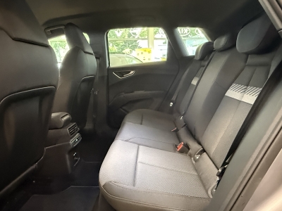 Audi Q4 e-tron R.Cam*CarPlay*Virtual Cockpit*19"LM