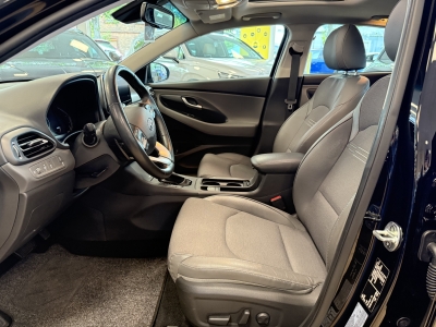 Hyundai i30 Prime*M.hybrid*S.Dach*Winterpaket*R.Cam*Navi