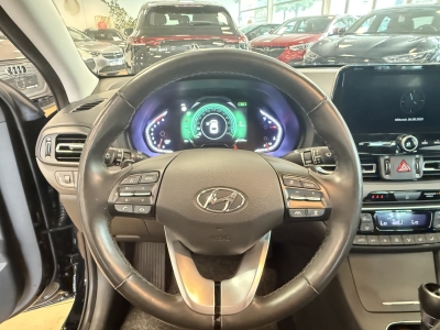 Hyundai i30 Prime*M.hybrid*S.Dach*Winterpaket*R.Cam*Navi