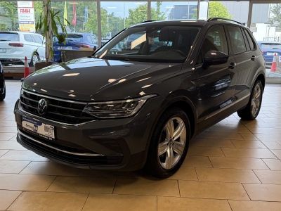 VW Tiguan Life*eHybrid*R.Cam*LED*ACC*Cockpit*Navi 