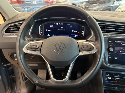 VW Tiguan Life*eHybrid*R.Cam*LED*ACC*Cockpit*Navi 