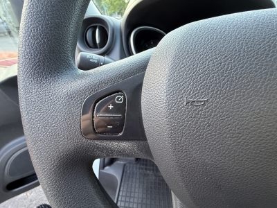 Renault Trafic L1H1 3,0t Komfort*Regalsystem*LED*Navi*