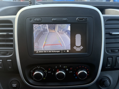 Renault Trafic L1H1 3,0t Komfort*Regalsystem*LED*Navi*