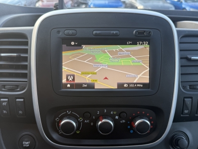 Renault Trafic L1H1 3,0t Komfort*Regalsystem*LED*Navi*