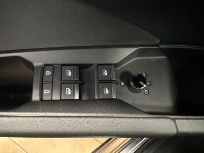 Audi Q4 etron*R.Cam*CarPlay*Virtual Cockpit*19"LM