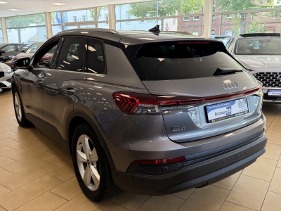 Audi Q4 etron*R.Cam*CarPlay*Virtual Cockpit*19"LM