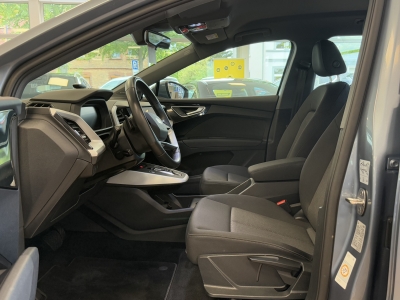 Audi Q4 e-tron 45*ACC*Sonos*R.cam*SHZ*CarPlay*Temomat