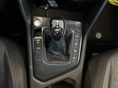 VW Tiguan Life*eHybrid*R.Cam*LED*ACC*Cockpit*Navi 