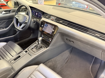 VW Passat GTE*AHK*ACC*dig.Cockpit*Leder*R.cam*SHZ