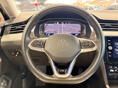 VW Passat GTE*AHK*ACC*dig.Cockpit*Leder*R.cam*SHZ