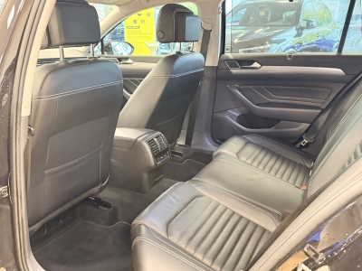 VW Passat GTE*AHK*ACC*dig.Cockpit*Leder*R.cam*SHZ
