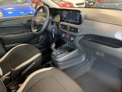 Hyundai i10 Pure*Navi*R.Cam*dig.Cockpit*Spurhalteass.