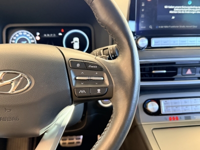 Hyundai KONA Trend 2WD Krell ACC LED Wärmepumpe 100%SOH