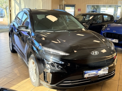 Hyundai KONA Trend 2WD Krell ACC LED Wärmepumpe 100%SOH