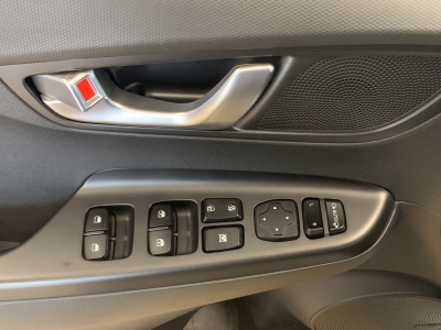 Hyundai KONA Trend*ACC*Krell*R.cam*WMP*ST-heiz*Navi*SHZ