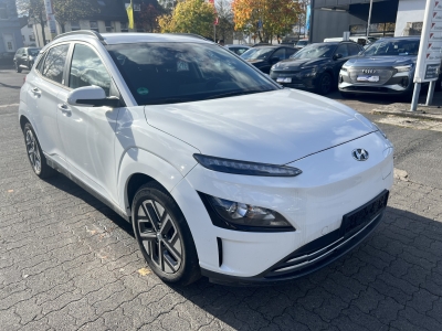 Hyundai KONA Trend*WMP*ST-Heiz*Navi*SHZ*R.cam*Tempomat