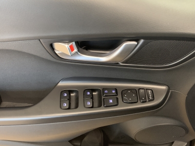 Hyundai KONA Select*WMP*ST-Heiz*ACC*CarPlay*R.cam*SHZ