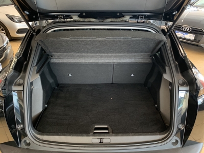 Peugeot 2008 (e-) Allure*eCo-LED*Navi*ACC*Winter-Paket*