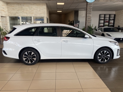 Kia cee'd Sportswagon Hybrid*Bi-LED*CAM*PDC*CarPlay*