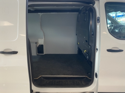 Opel Vivaro Edition M Klima CarPlay/AndroidAuto PDC