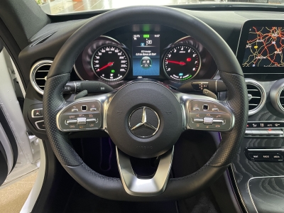 Mercedes-Benz C 200 AMG-Line*LED*Navi*R.Cam*SHZ*DAB*Ambiente*