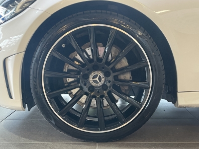 Mercedes-Benz C 200 AMG-Line*LED*Navi*R.Cam*SHZ*DAB*Ambiente*